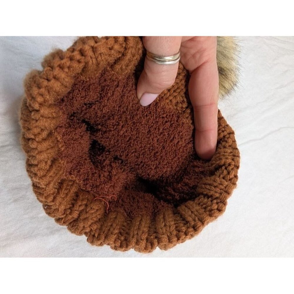 C.C one size fits most beanie in color clay with faux fur pom fuzzy lining O3 - Picture 5 of 6